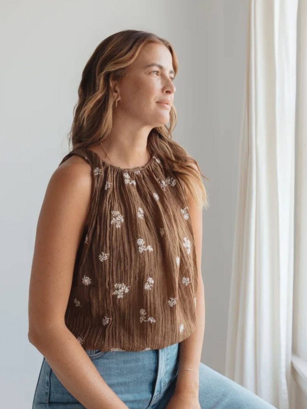 Carly Jean Los Angeles Linley Embroidered Top. Size Small